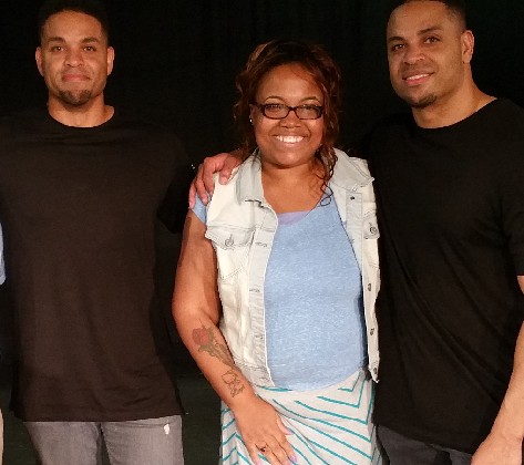 Hodgetwins with their mother, Christine Hodge