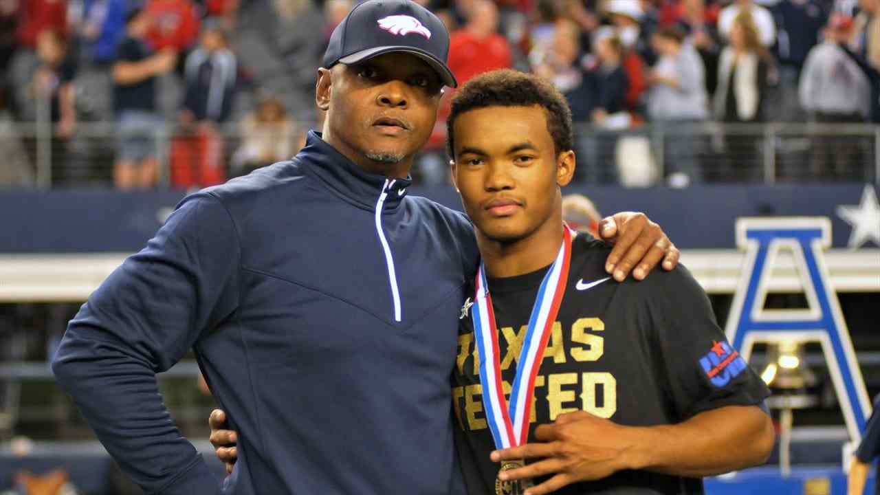 Kyler Murray with his father, Kevin Murray