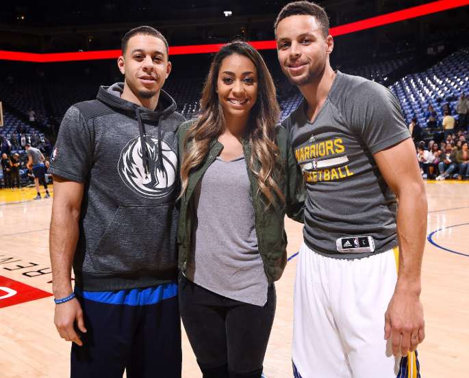 Steph Curry with his siblings, Sydel and Seth