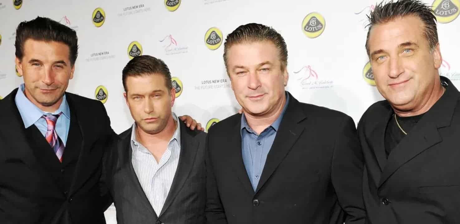 Image of Alec Baldwin with his brother
