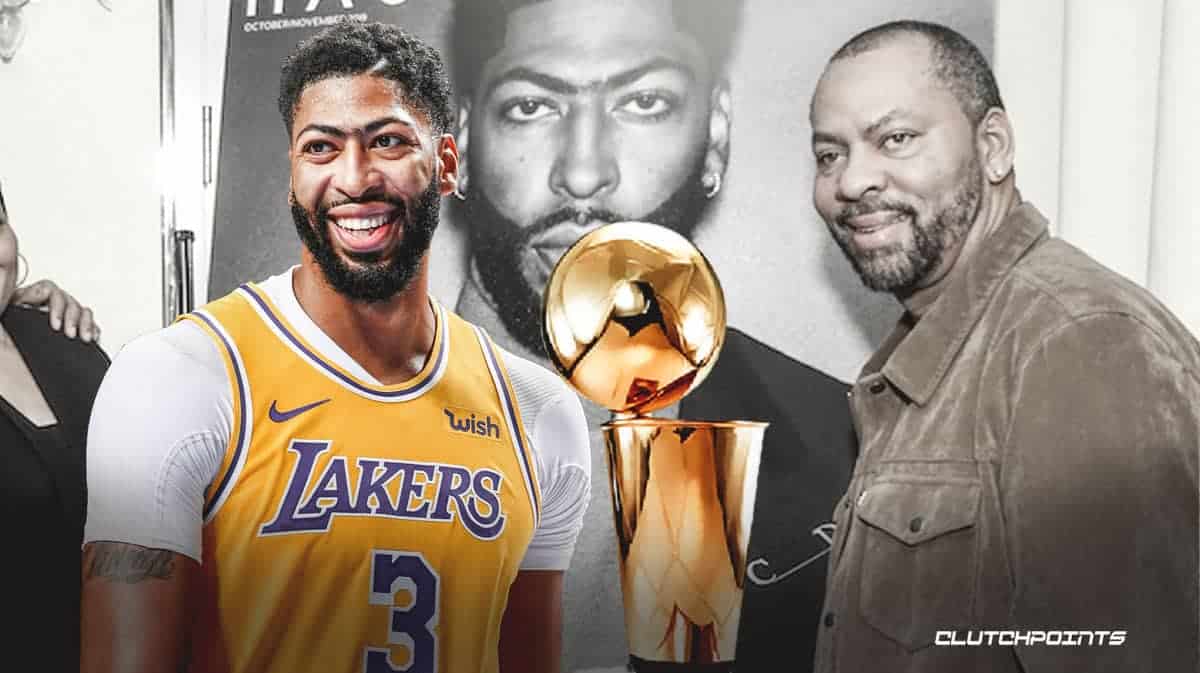 Image of Anthony Davis with his father, Anthony Davis, Sr.