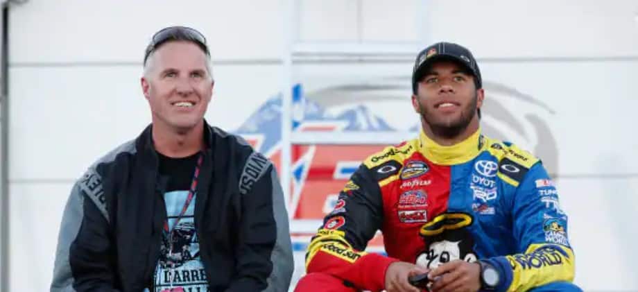 Image of Bubba Wallace with his father, Darrell Wallace, Jr.