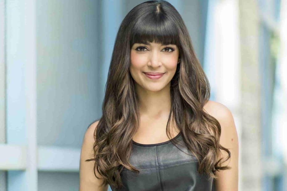 Image of Hannah Simone a British-Canadian Actress and TV Host