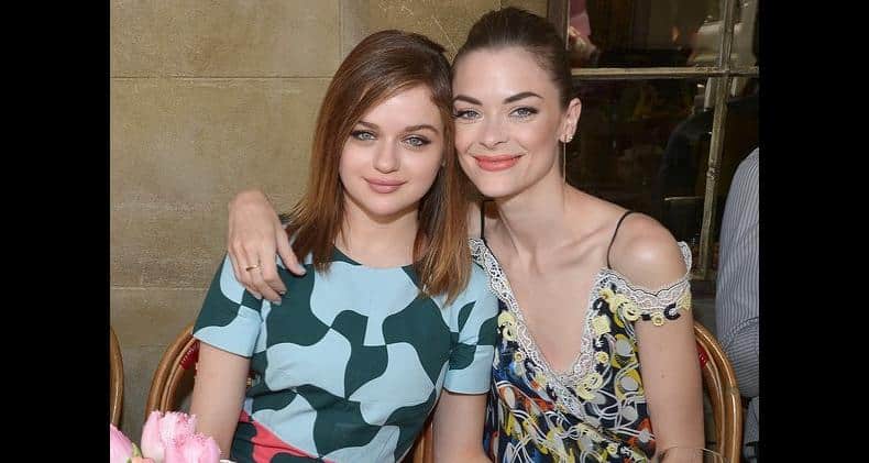 Image of Joey King with her Mother Jamie King 