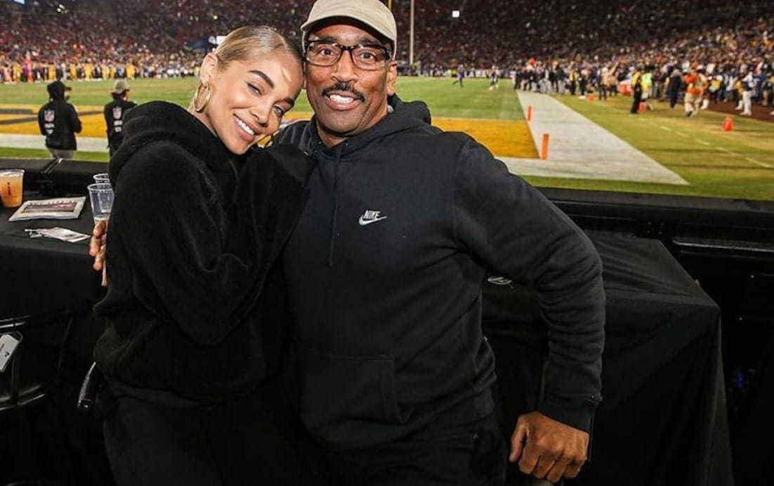 Images of Jasmine Sanders with her father