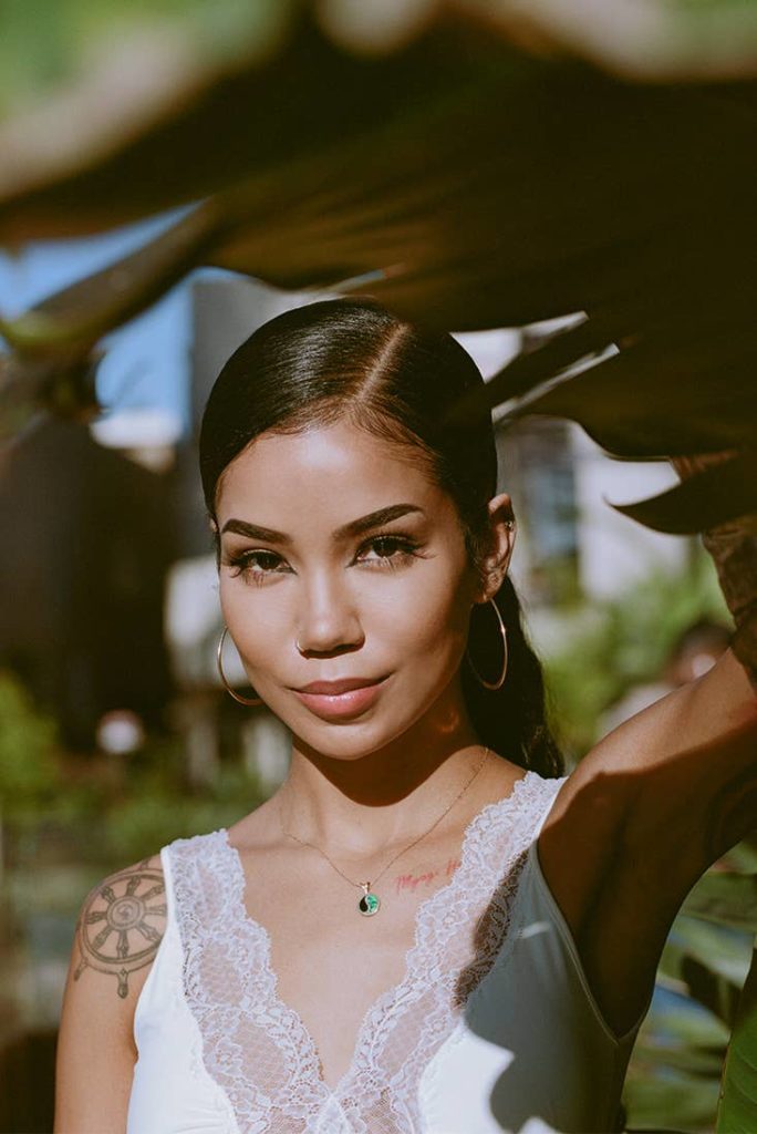 Jhene Aiko Parents: Christina Yamamoto, Dr. Karamo Chilombo, Siblings ...