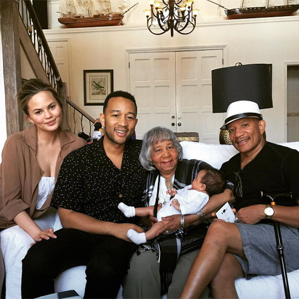 Image of John Legend with his wife and parents, Phyllis and Ronald Stephens