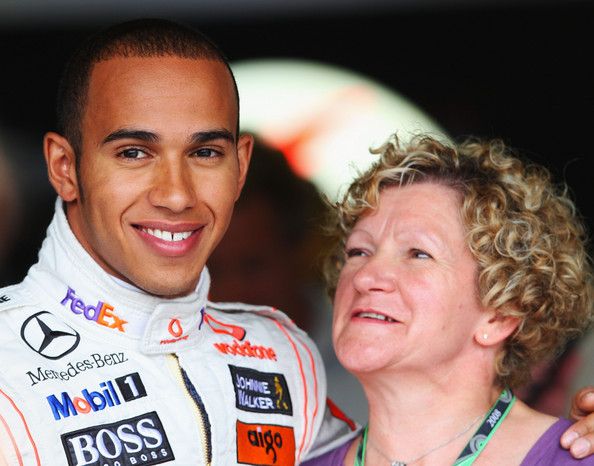 Image of Lewis Hamilton with his mother, Carmen Larbalestier