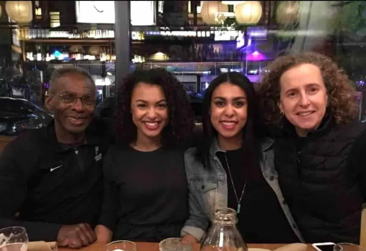 Image of Malika Andrews with her sister, Kendra Andrews and their parents, Caren and Mike Andrews