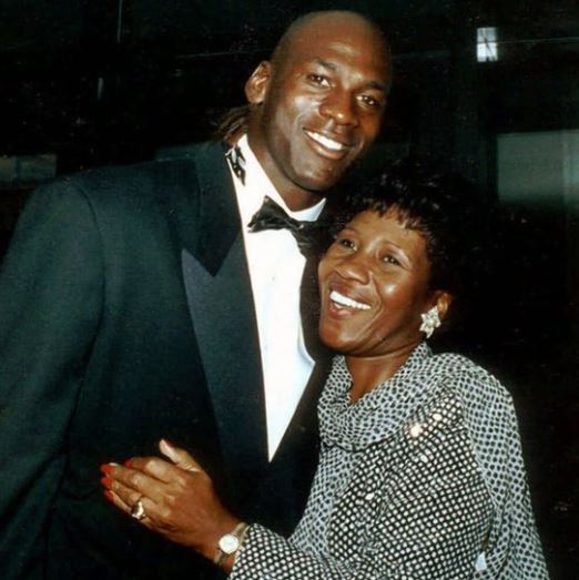 Image of Michael Jordan with his mother, Deloris Peoples Jordan