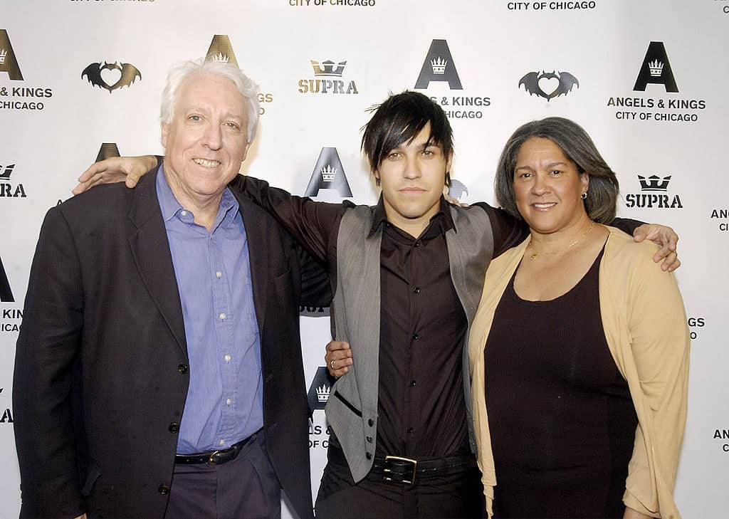 Image of Pete Wentz with hisparents, Dale and Pete Wentz, Sr.
