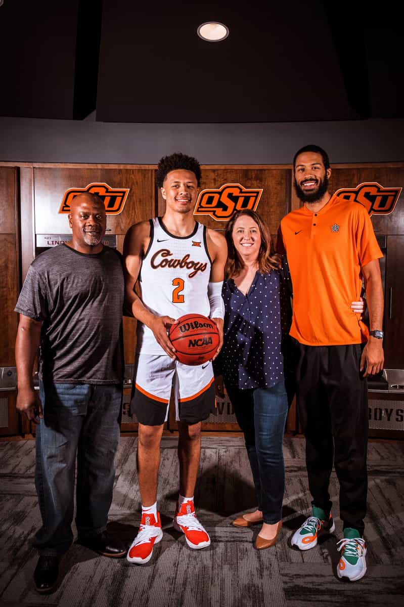Image of Cade Cunningham with his Parents 