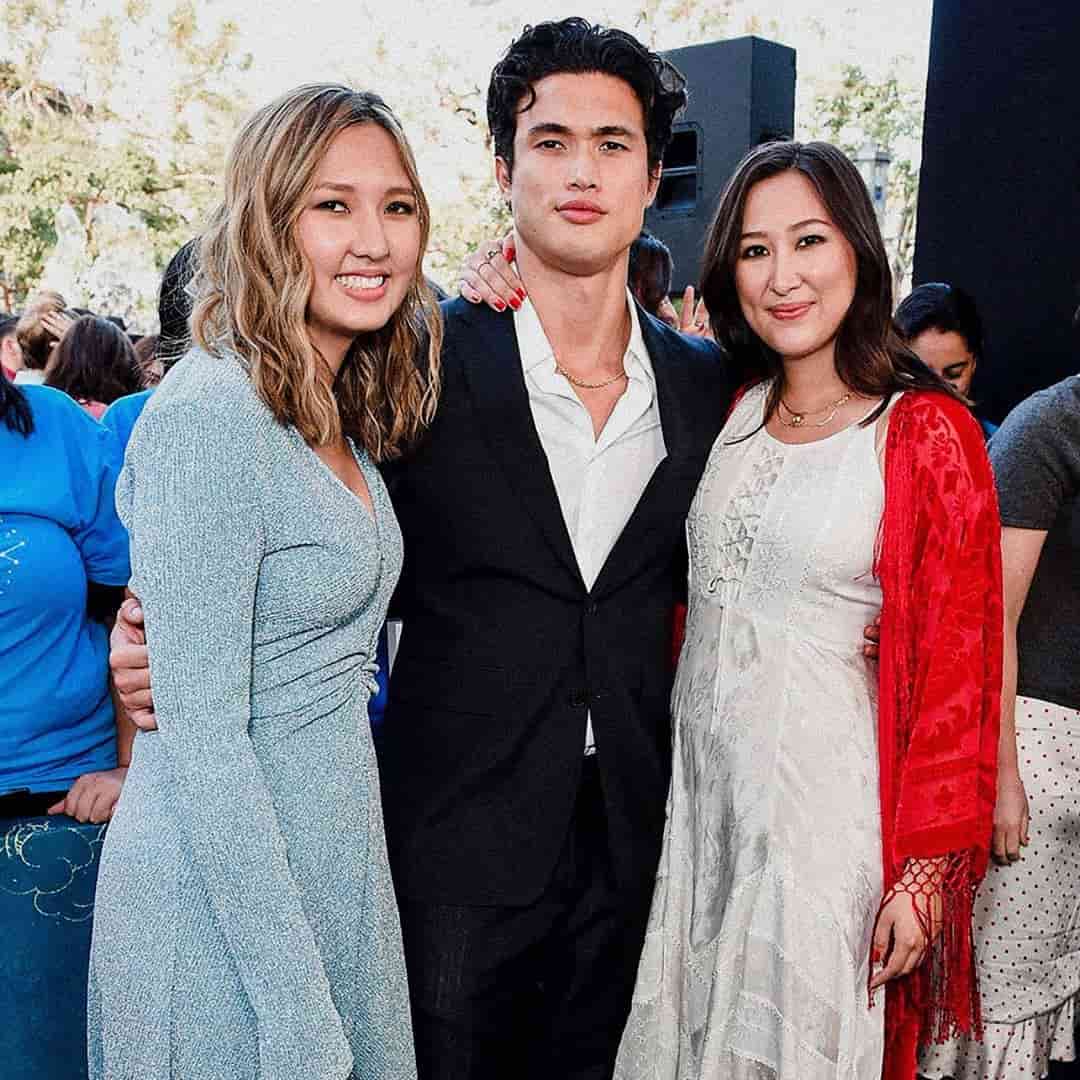 Image of Charles Melton with his sister, Patricia and Tammie Melton
