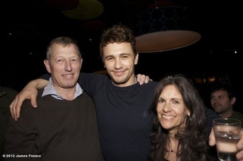 Image of James Franco with his parents