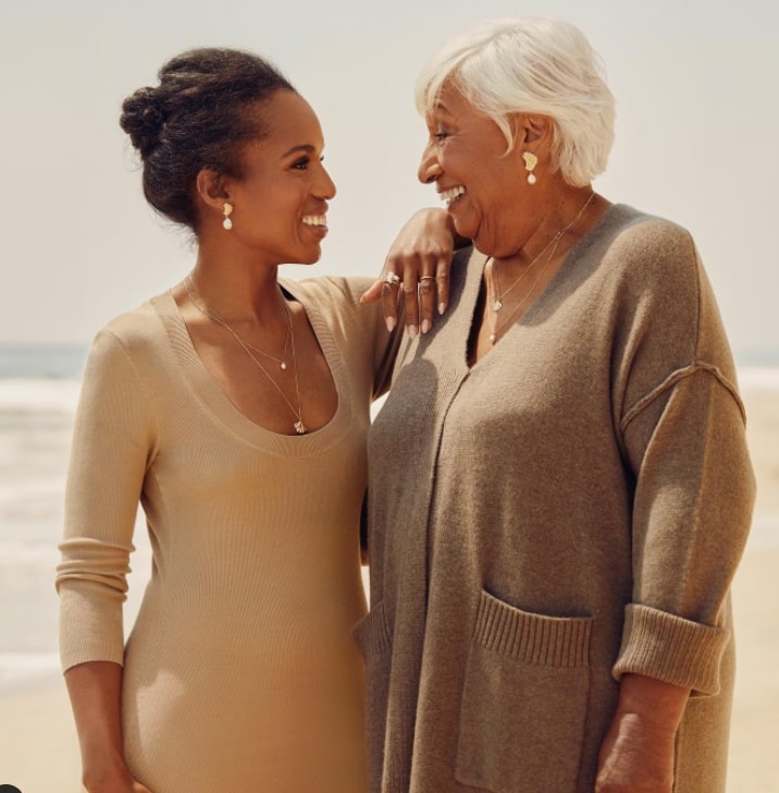 Image of Kerry Washington with her mother, Valerie Washington