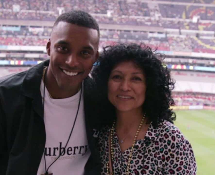 Image of Michael Davis with his mother, Ana Martinez